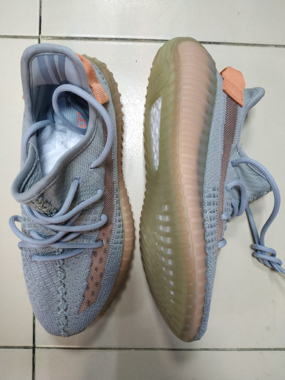 Yeezy 350 V2 True Form — фото 1