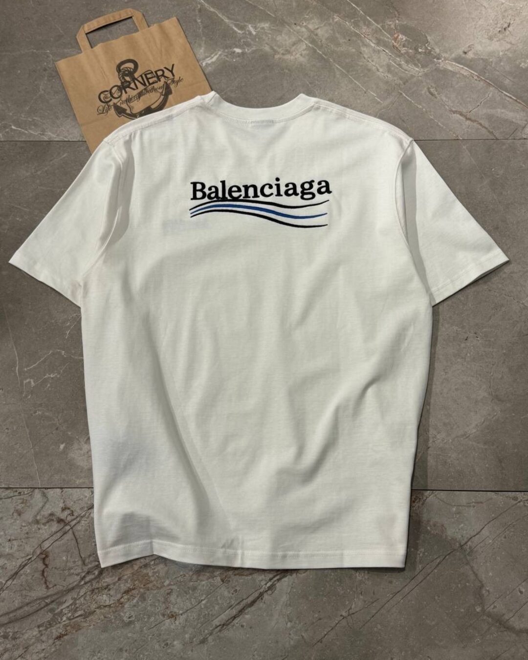 Футболка Balenciaga — изображение 2