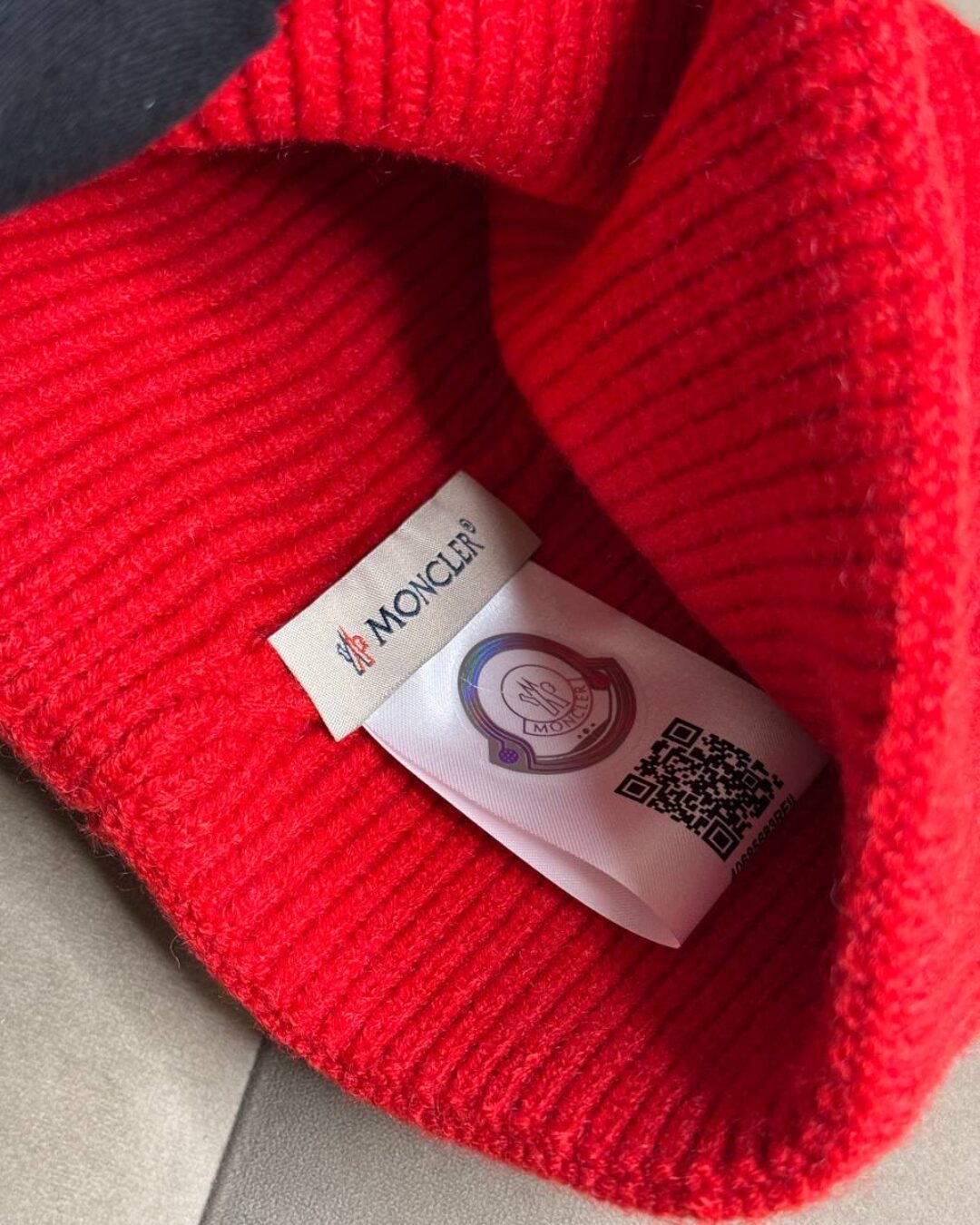 Шапка Moncler — изображение 5