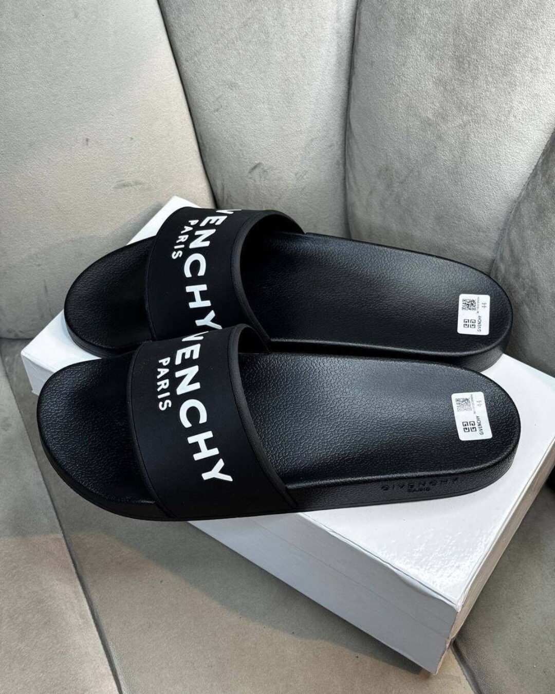 Тапки Givenchy — изображение 5