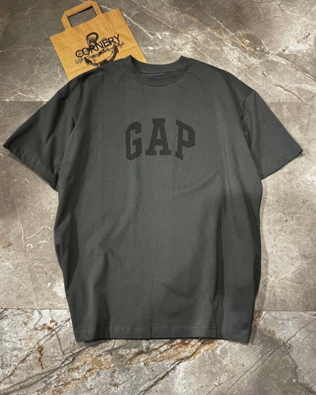 Футболка Gap x Yeezy — изображение 3