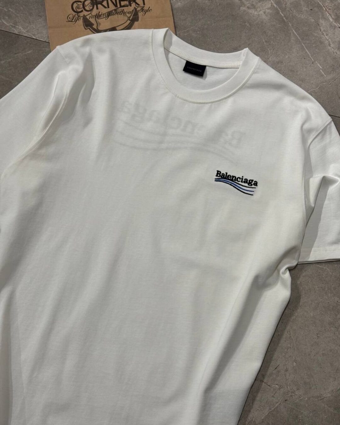 Футболка Balenciaga — изображение 3