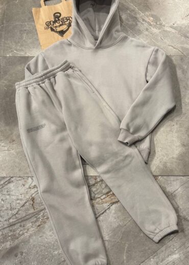 Спортивный костюм Pangaia