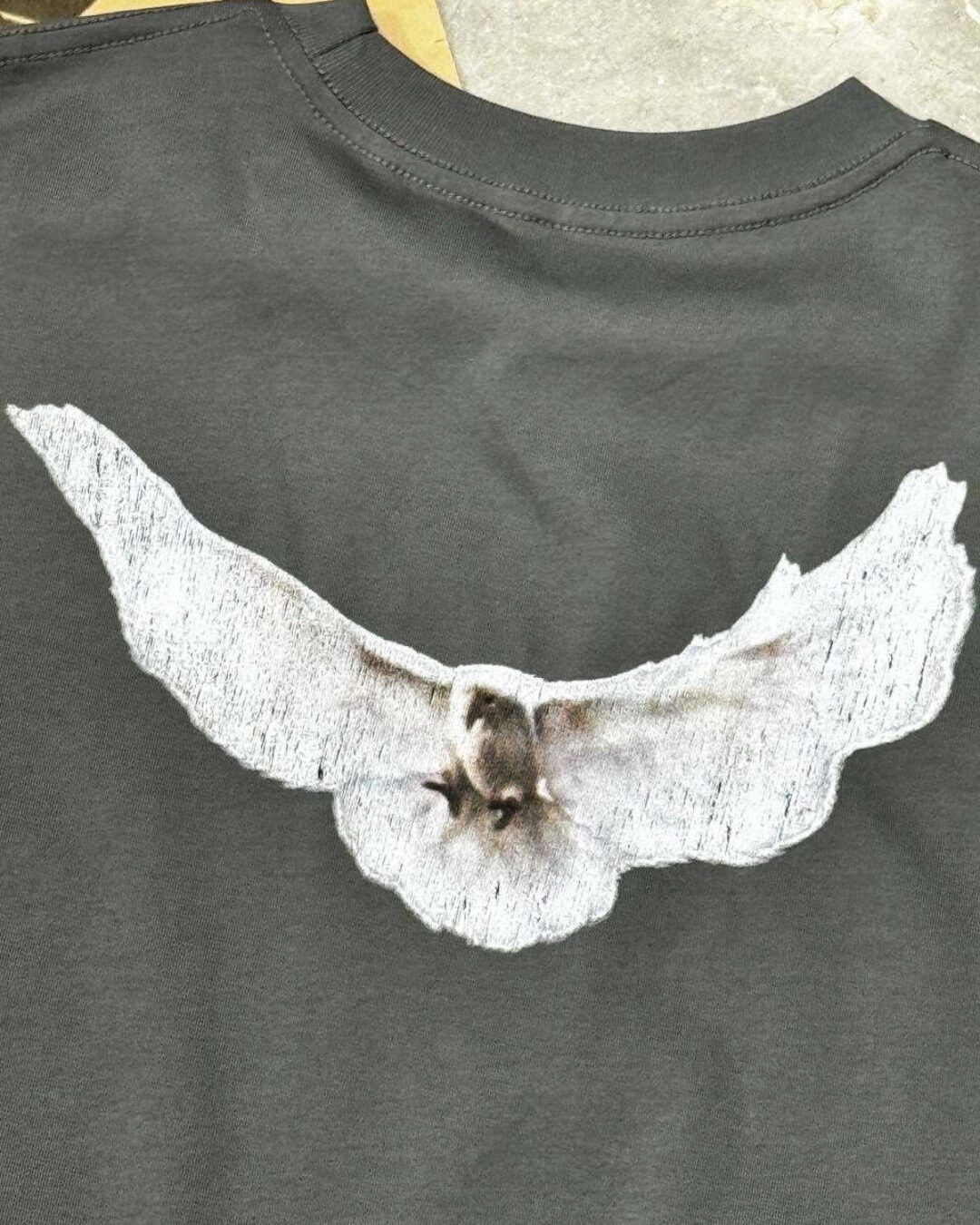 Футболка Gap x Yeezy — изображение 5