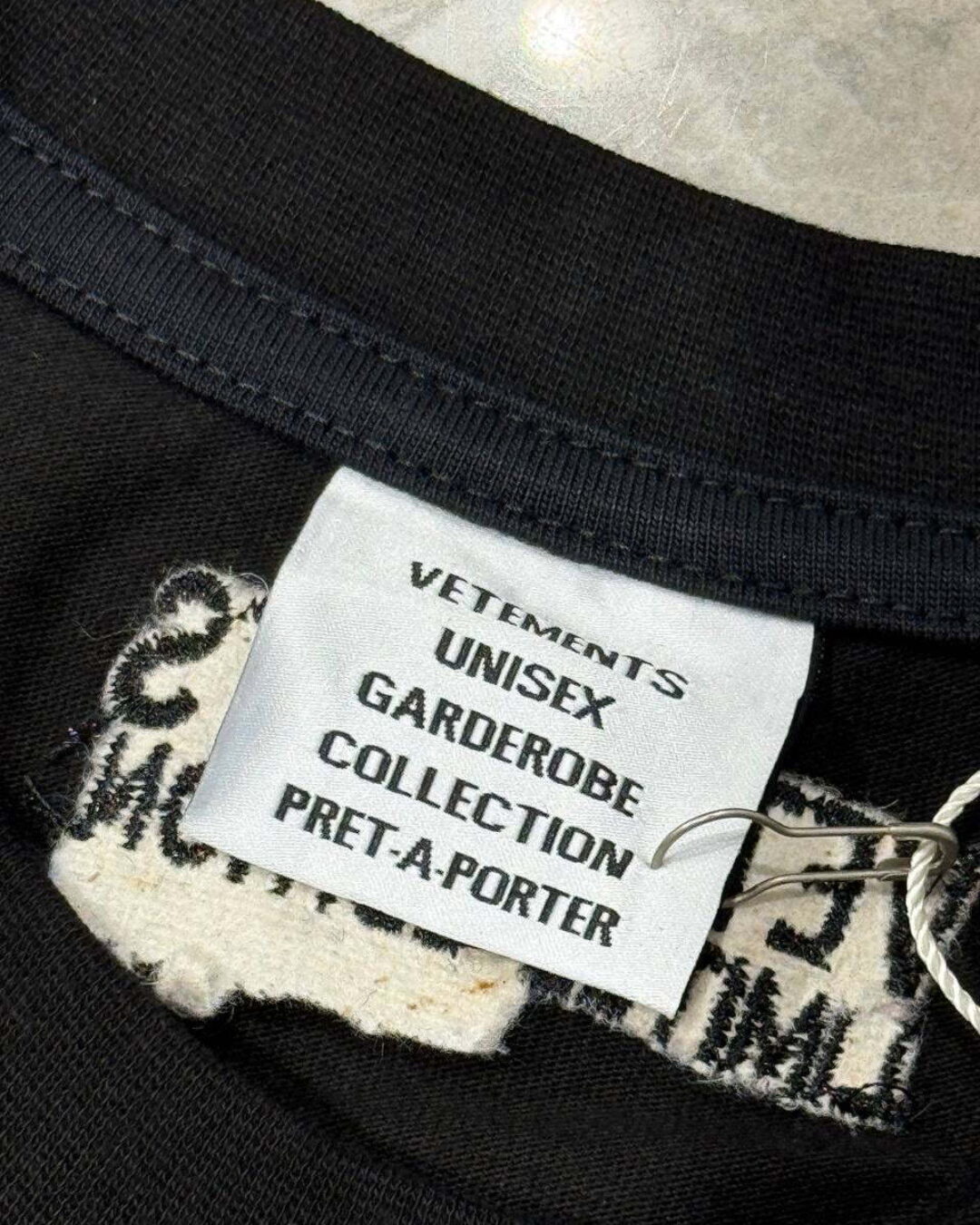 Футболка Vetements Logo — изображение 8