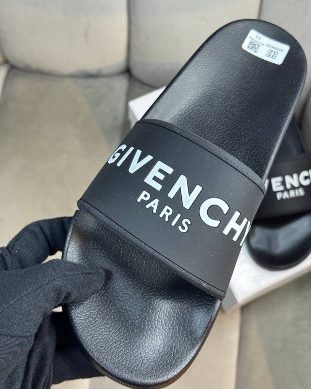 Тапки Givenchy — изображение 3