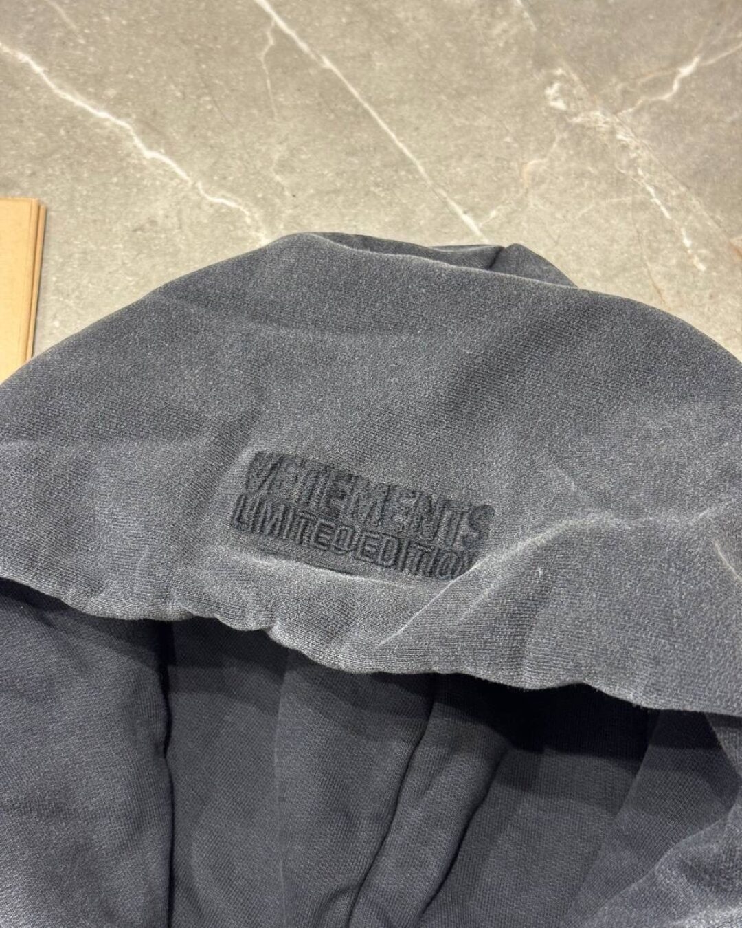 Худи Vetements — изображение 5
