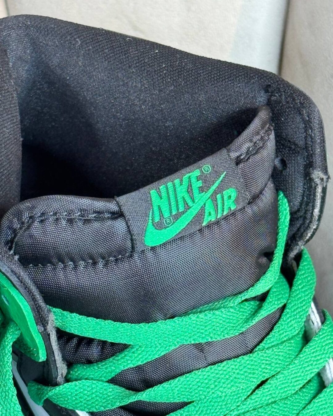 Кроссовки Jordan 1 High OG Lucky Green — изображение 7