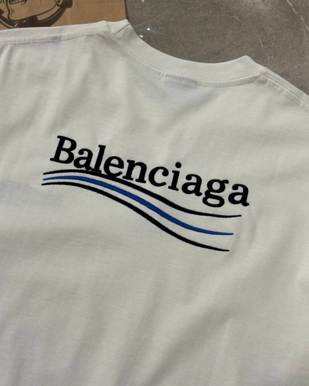 Футболка Balenciaga — изображение 8