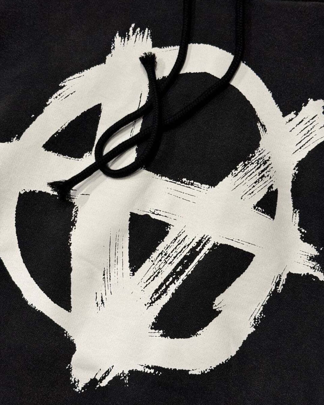 Худи Vetements — изображение 5