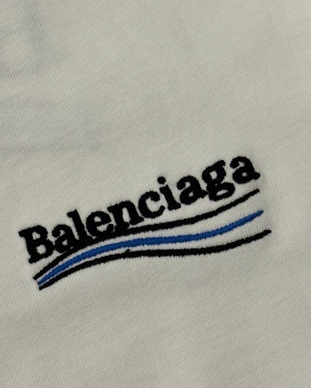 Футболка Balenciaga — изображение 6