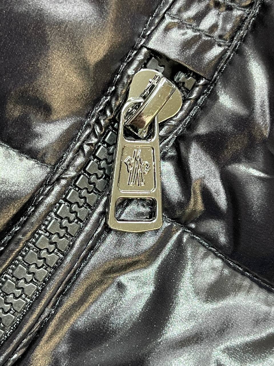 Жилет Moncler (дисконт) — фото 8