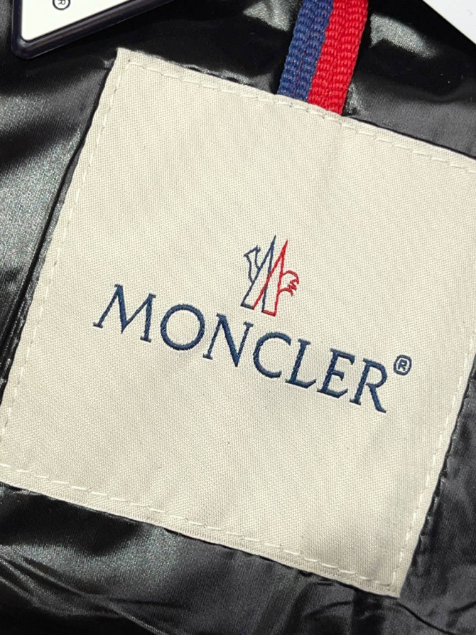 Жилет Moncler (дисконт) — изображение 9
