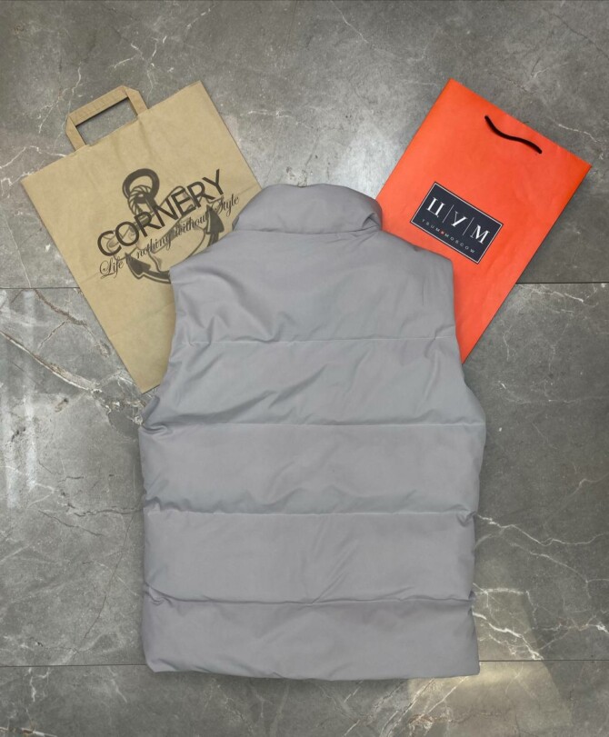 Жилет Burberry — изображение 2