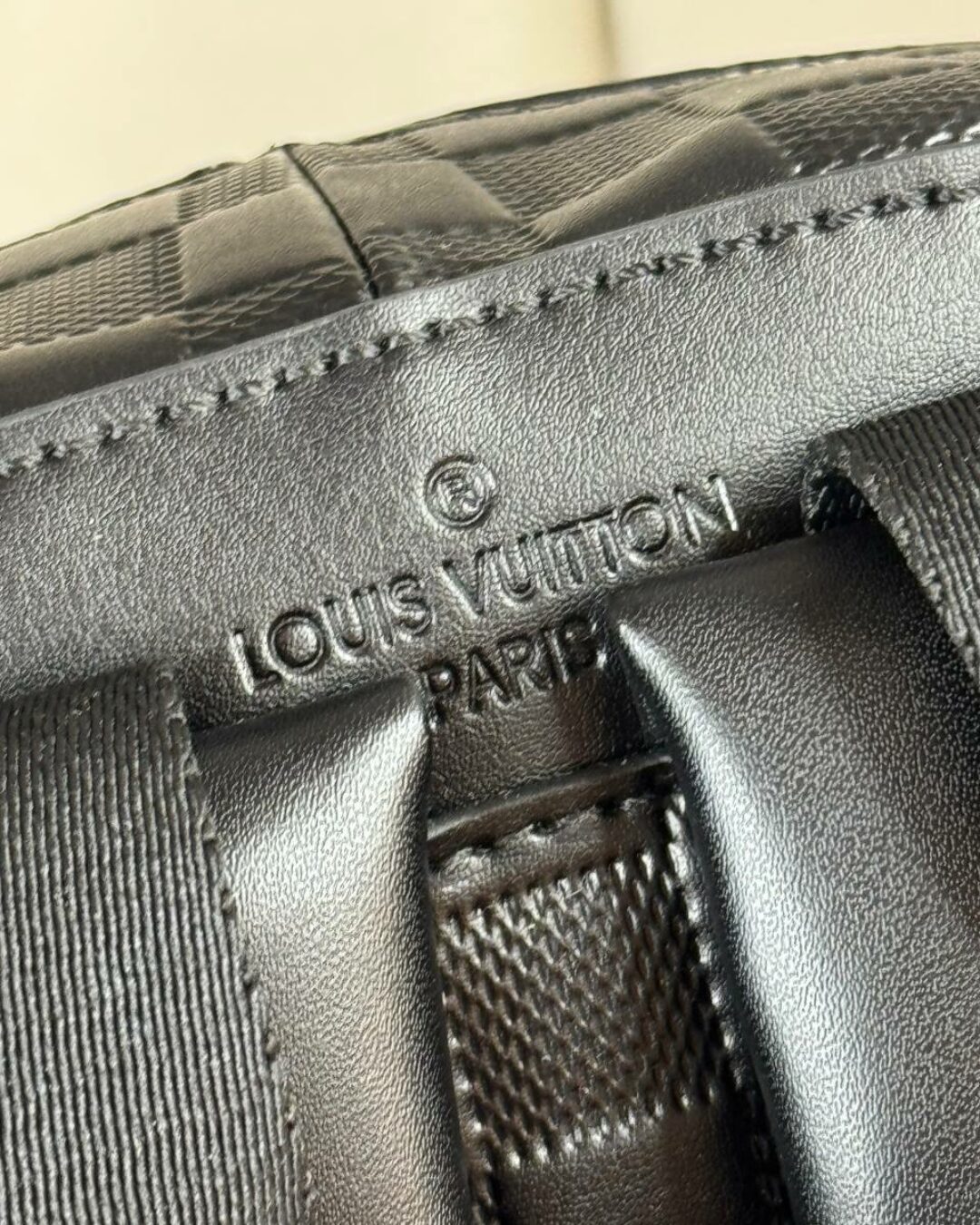 Рюкзак Louis Vuitton — изображение 9