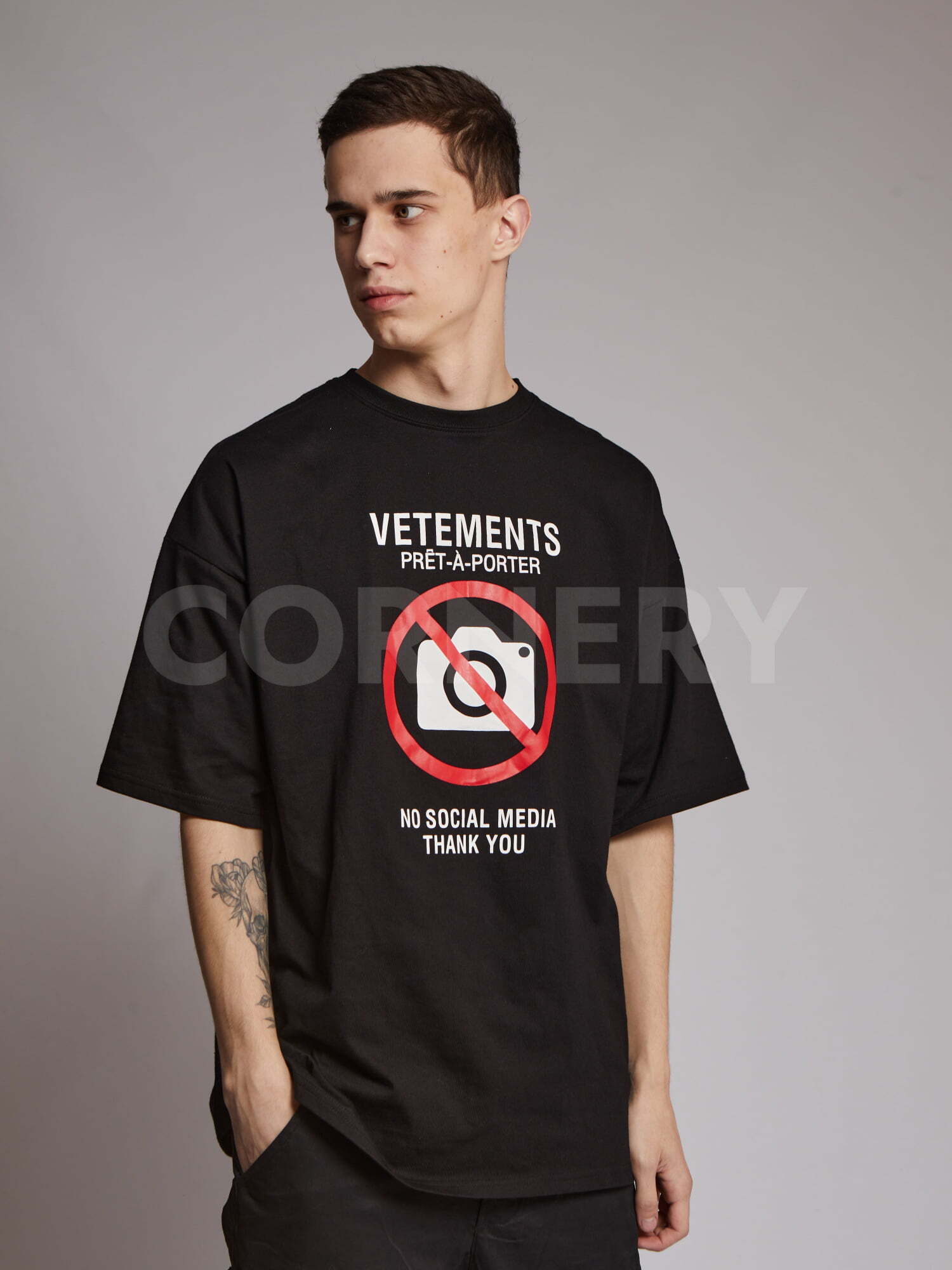 Футболка Vetements No Social Media — фото 3