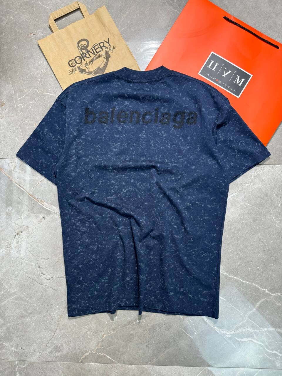Футболка Balenciaga — фото 3