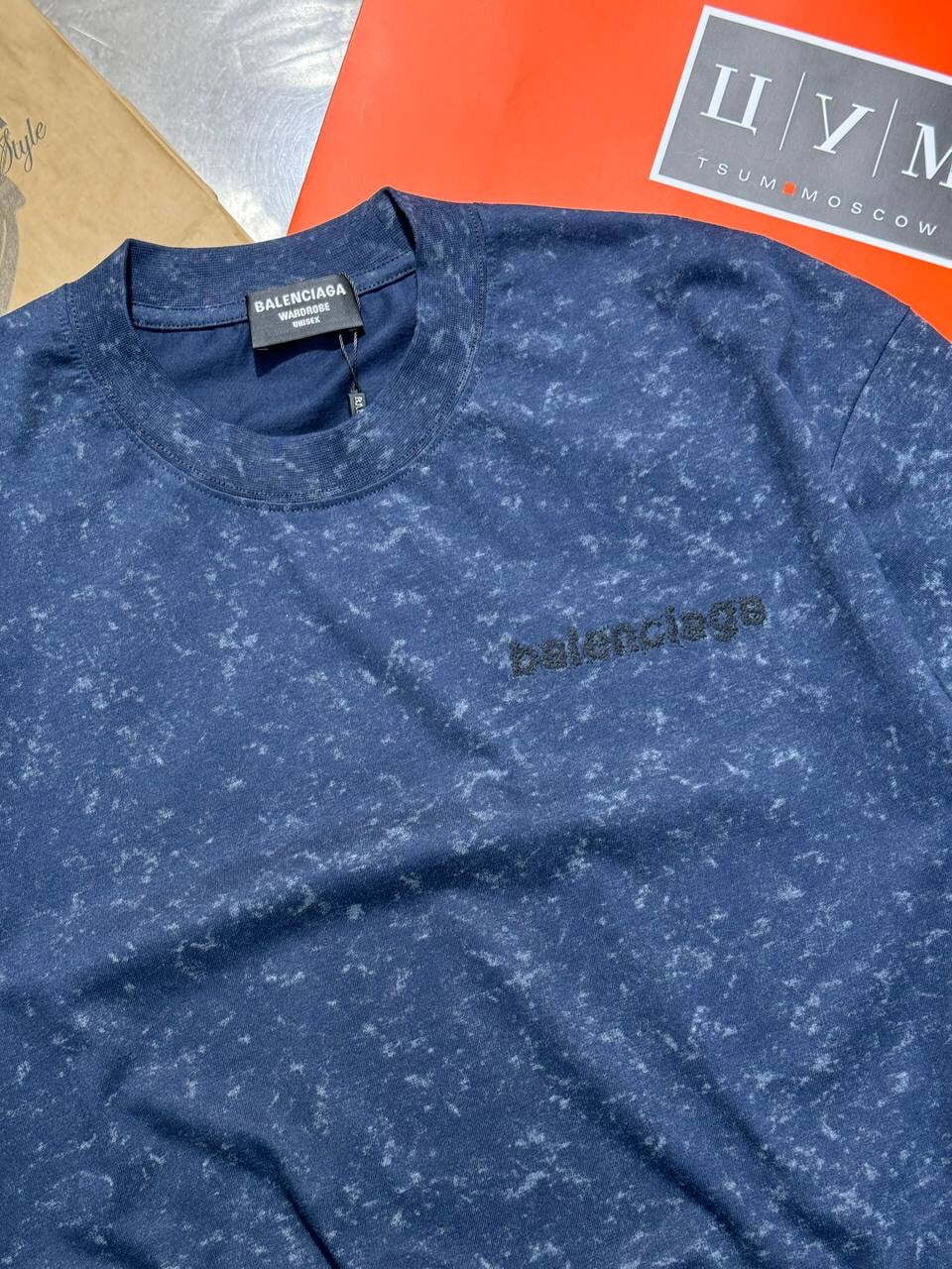 Футболка Balenciaga — фото 4