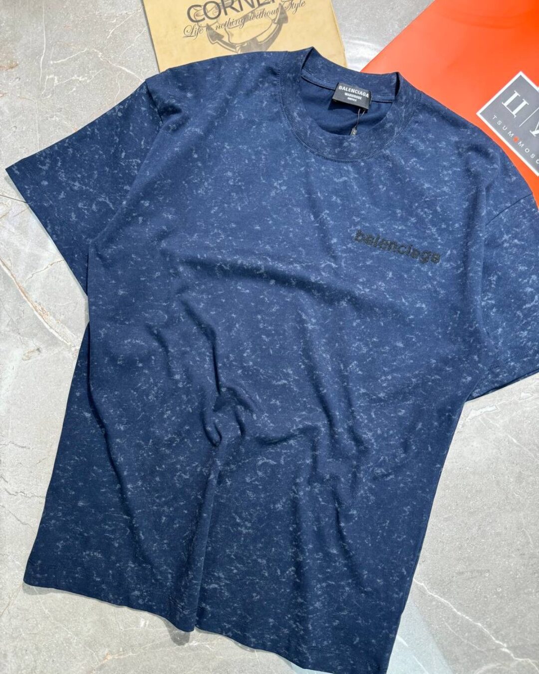 Футболка Balenciaga — изображение 5