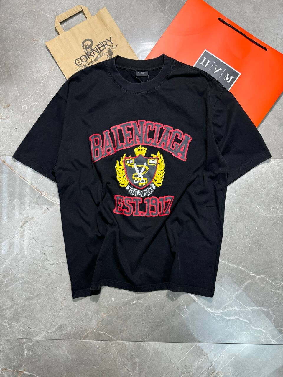 Футболка Balenciaga — фото 1