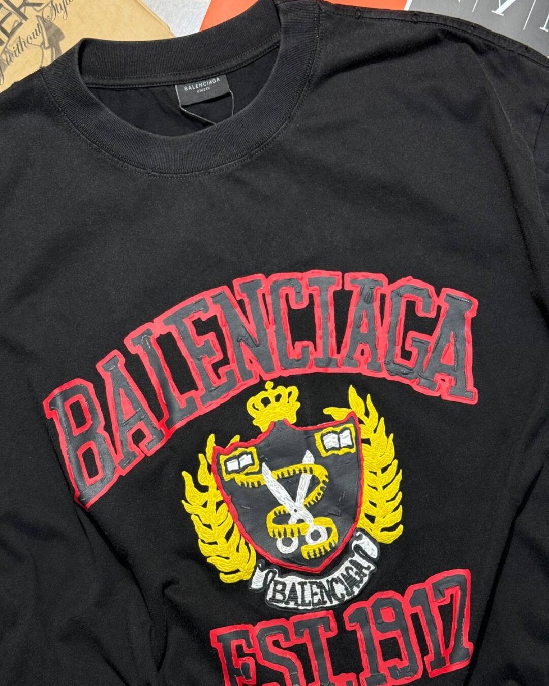 Футболка Balenciaga — изображение 4