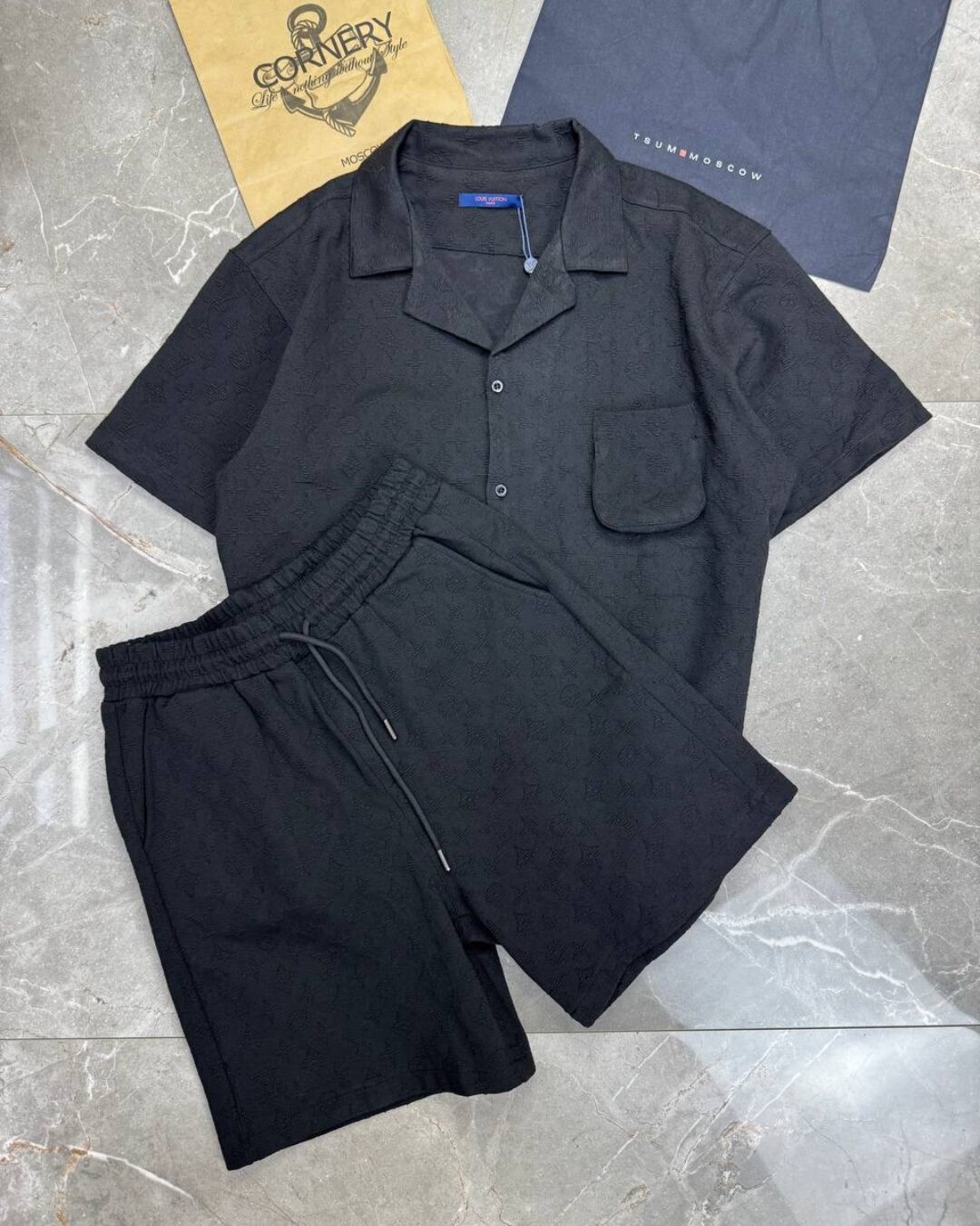 Костюм Louis Vuitton — изображение 2