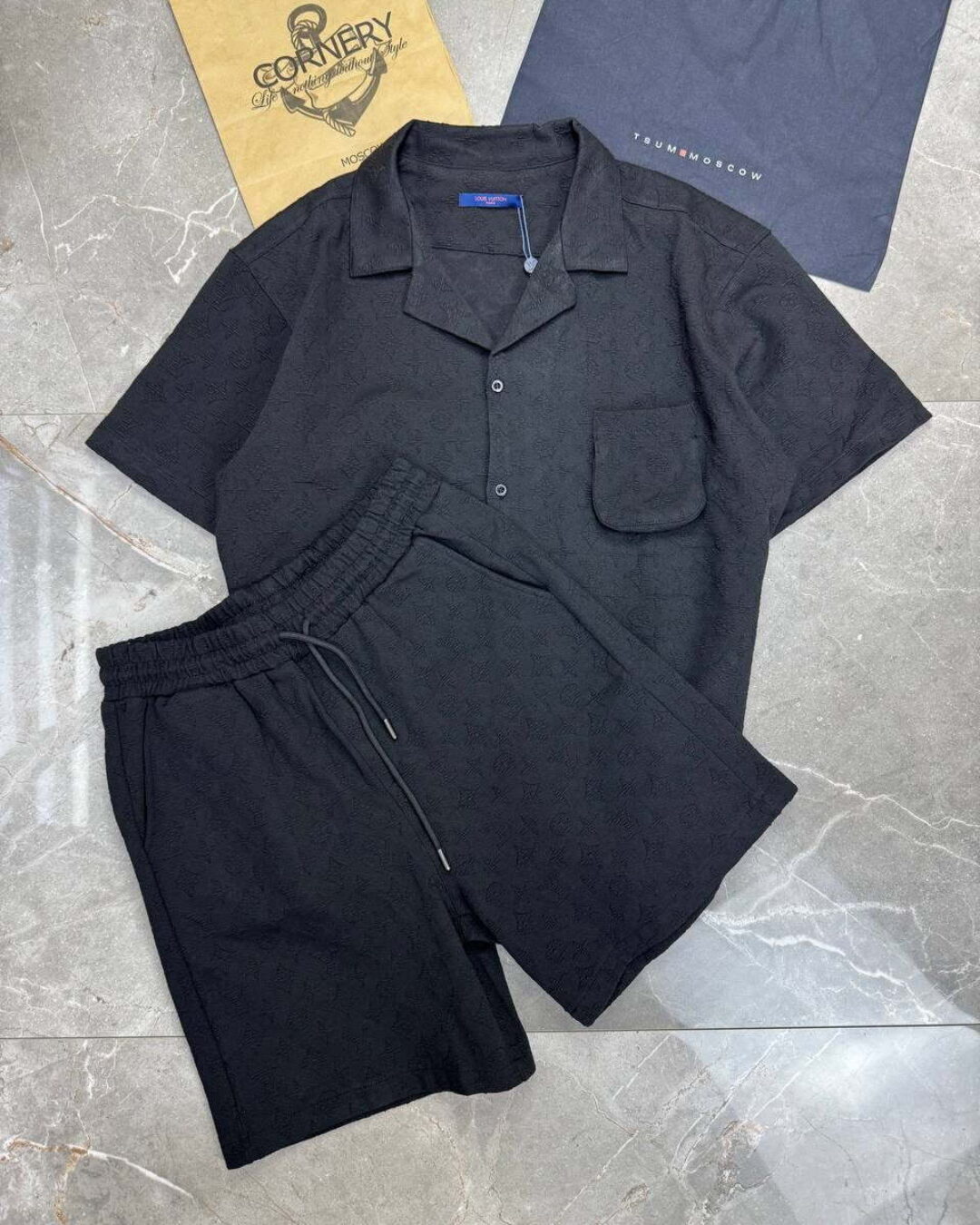 Костюм Louis Vuitton — изображение 2