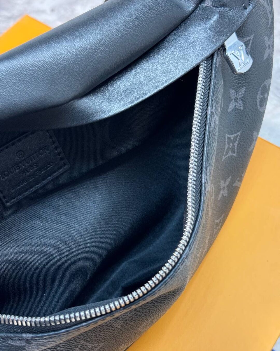 Сумка Louis Vuitton Campus — изображение 5