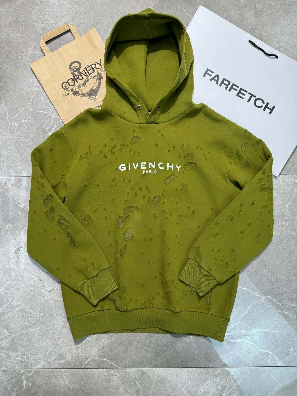 Худи Givenchy
