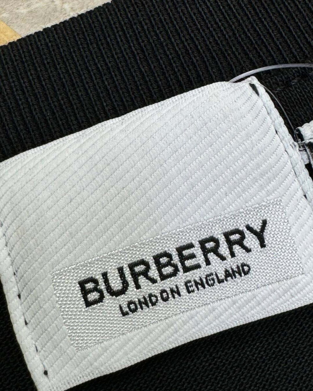 Футболка Burberry — изображение 6