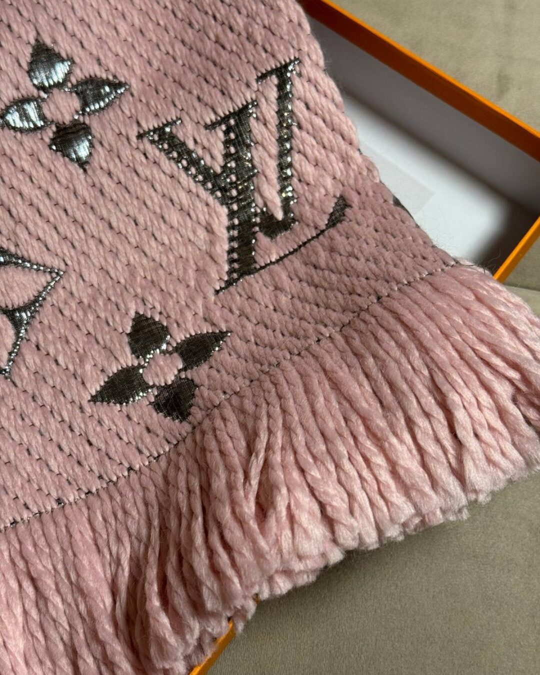 Шарф Louis Vuitton — изображение 3