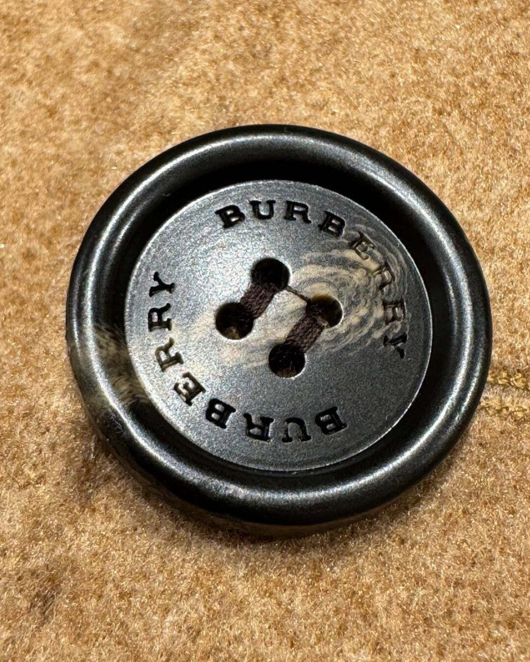 Пальто Burberry — изображение 6