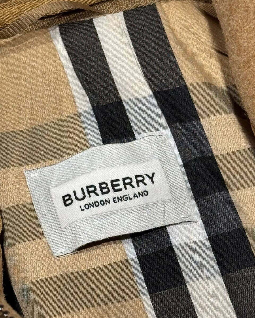 Пальто Burberry — изображение 8
