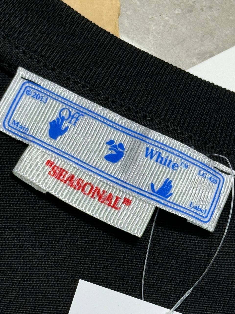 Футболка Off White x Kaws — фото 8