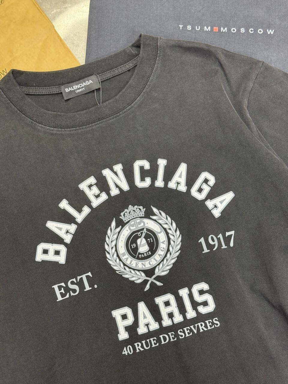 Футболка Balenciaga — фото 8