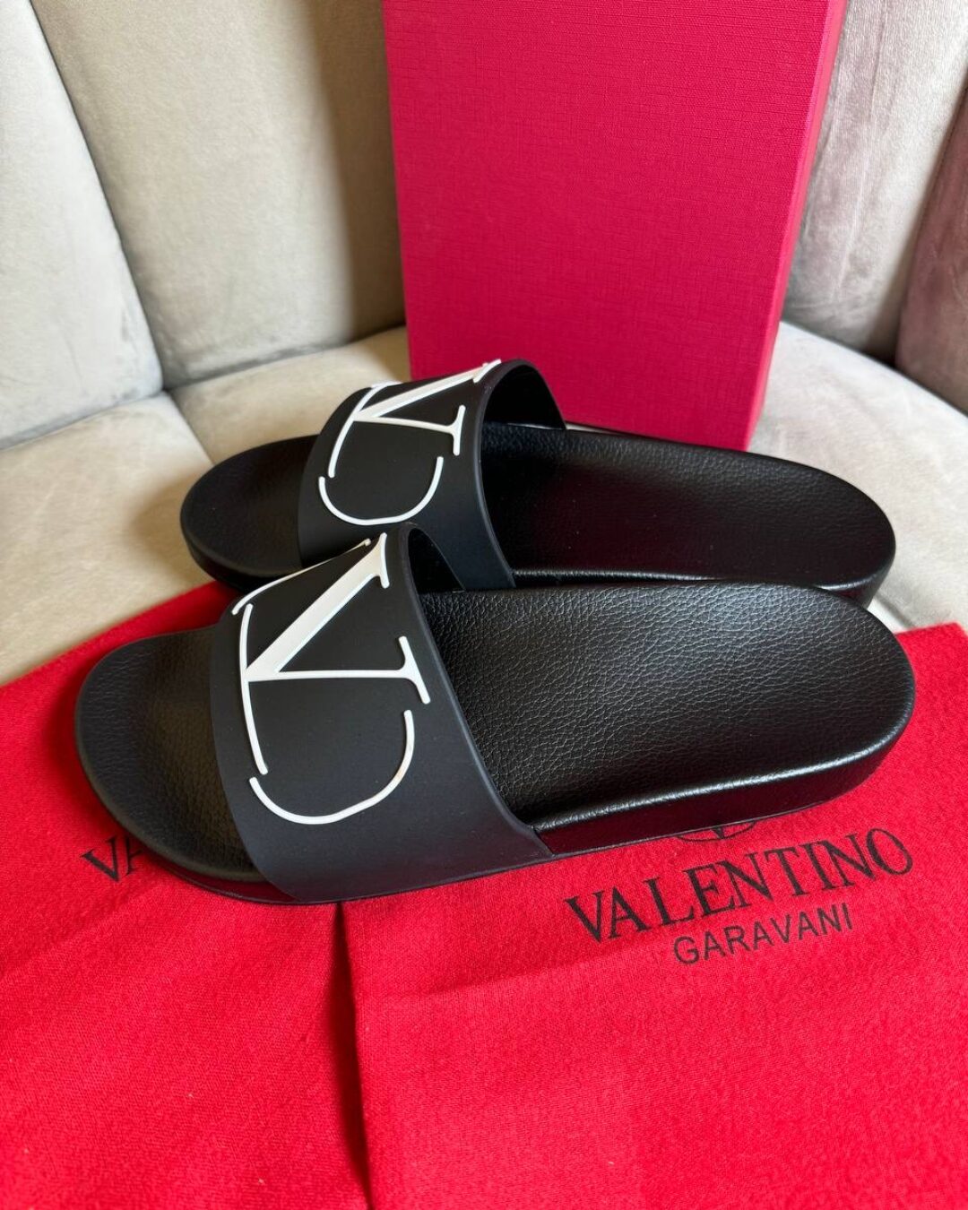 Тапки Valentino — изображение 3