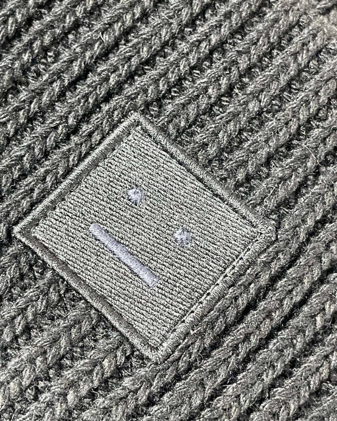 Шапка Acne Studios — изображение 7