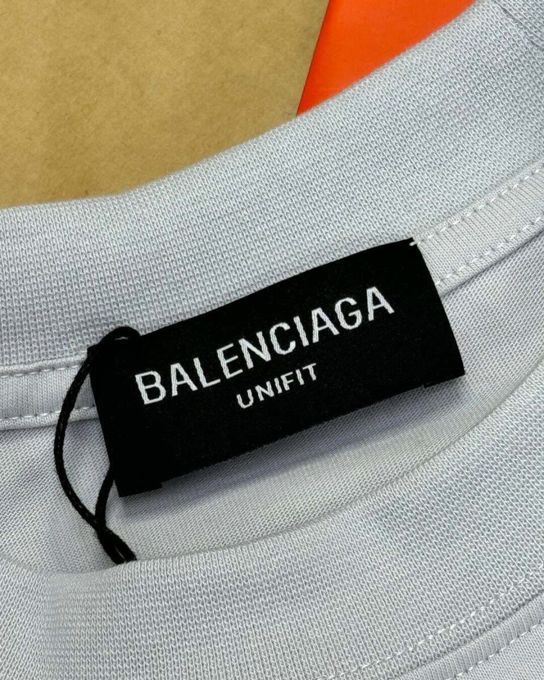 Кофта Balenciaga — изображение 6
