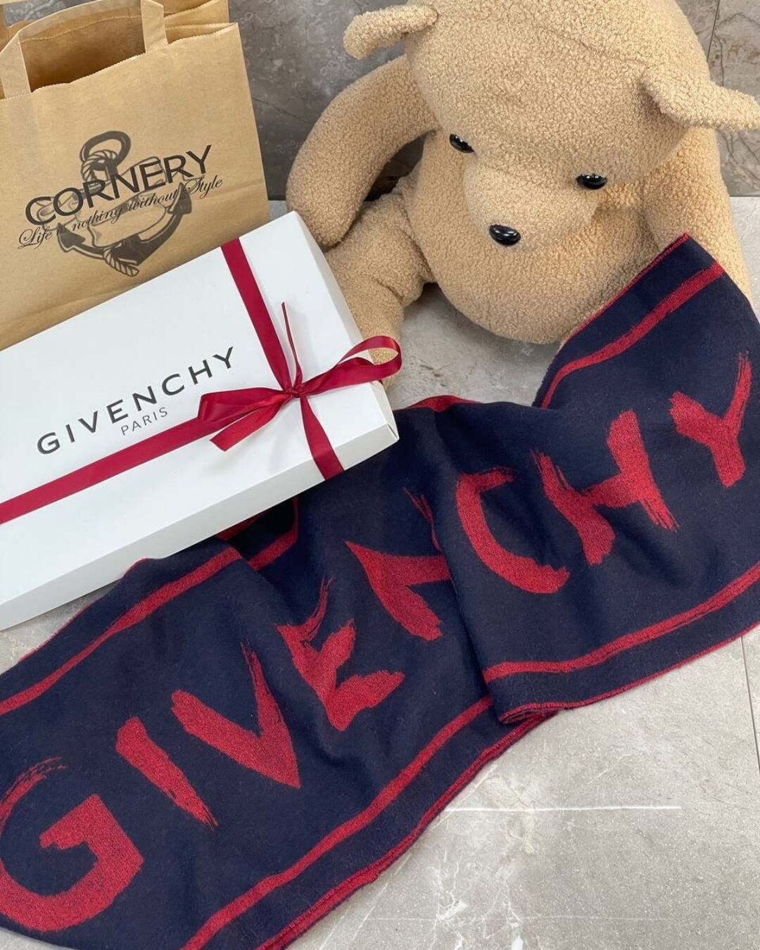 Шарф Givenchy — изображение 5