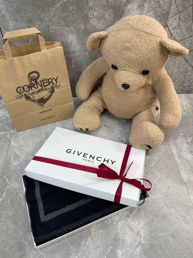 Шарф Givenchy