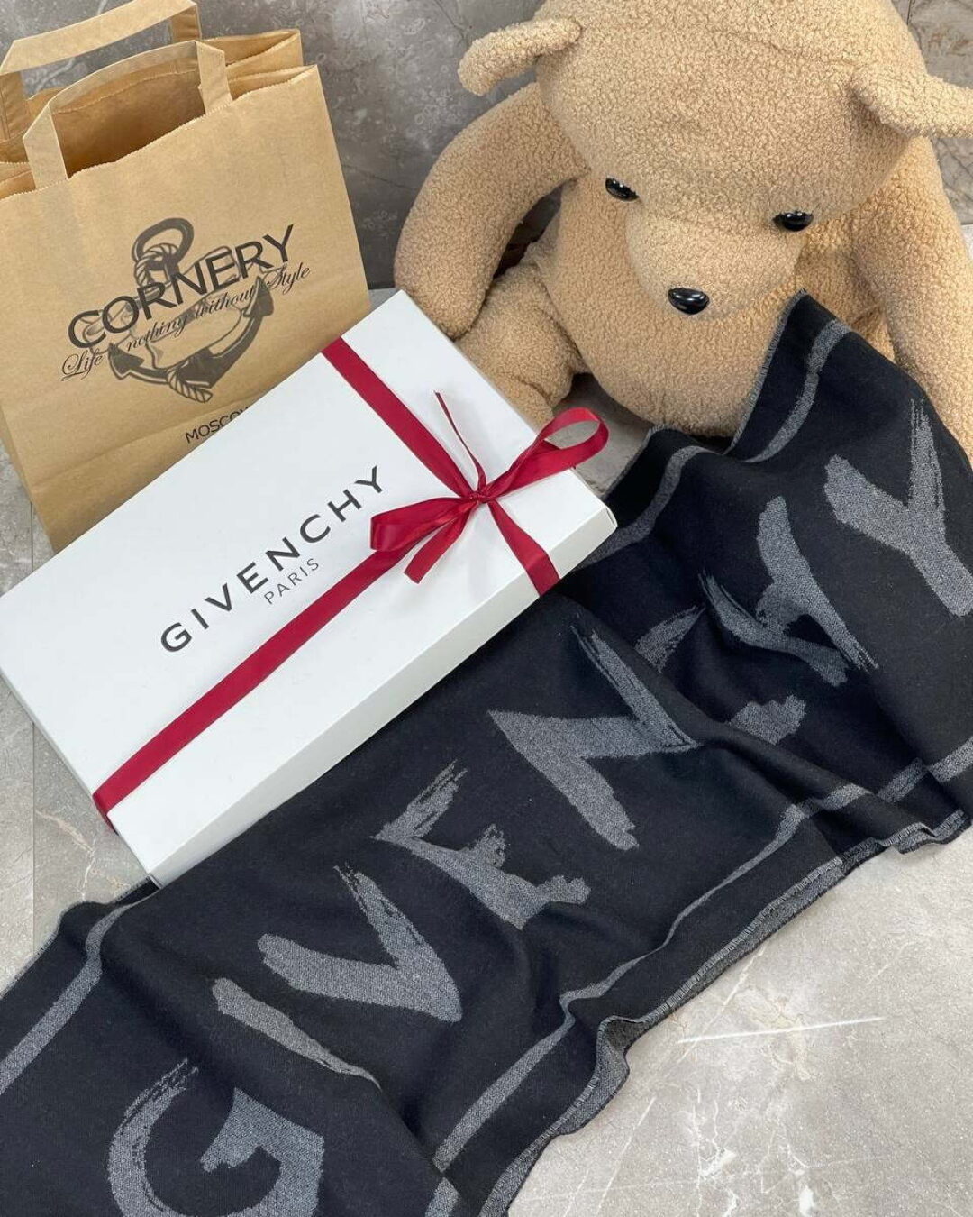 Шарф Givenchy — изображение 5