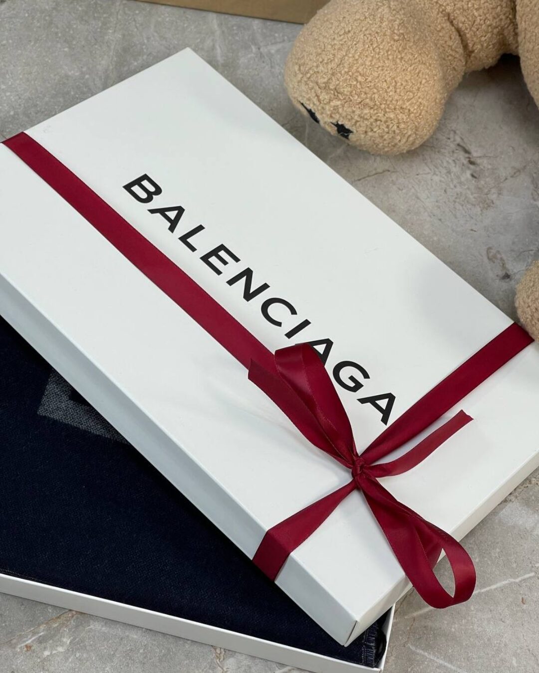 Шарф Balenciaga — изображение 2