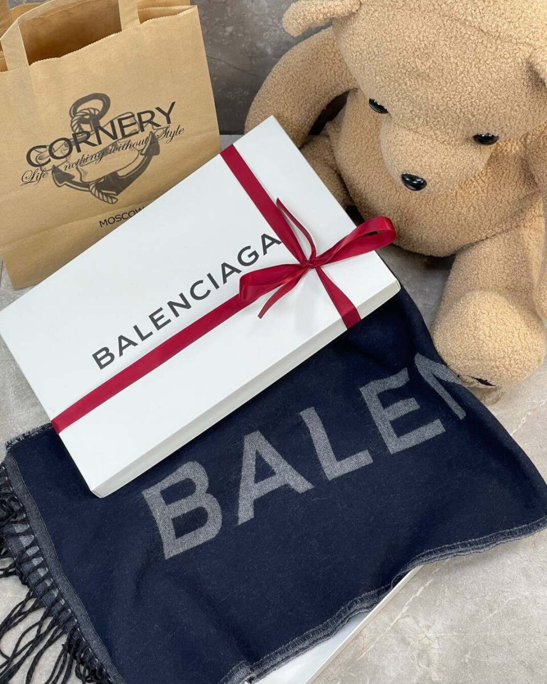 Шарф Balenciaga — изображение 5