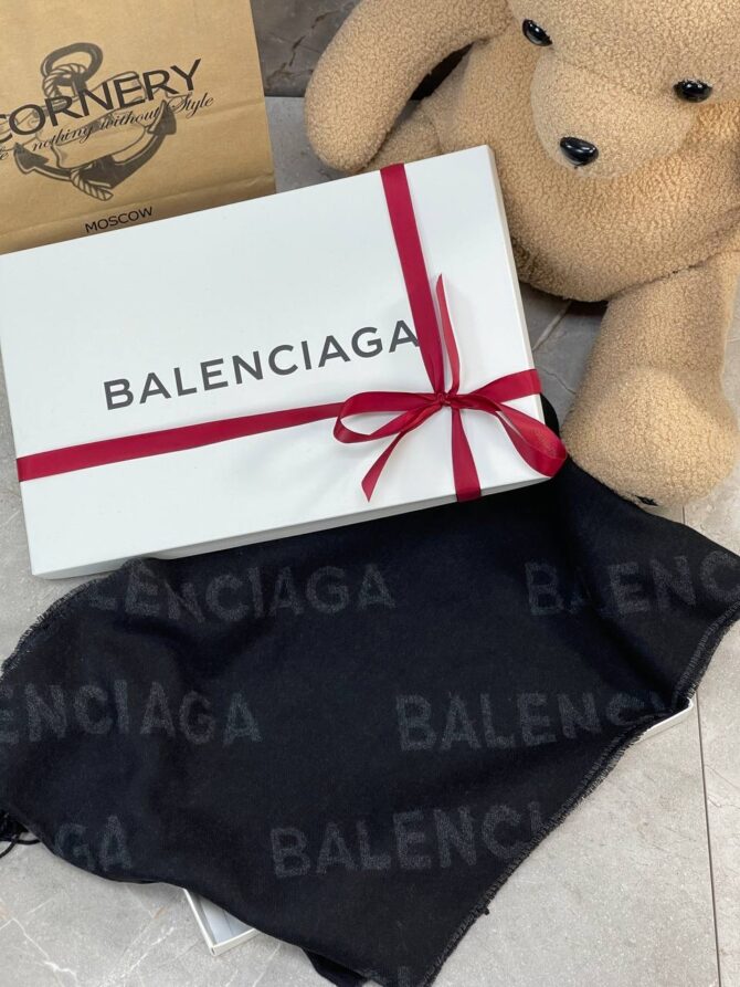 Шарф Balenciaga — изображение 6