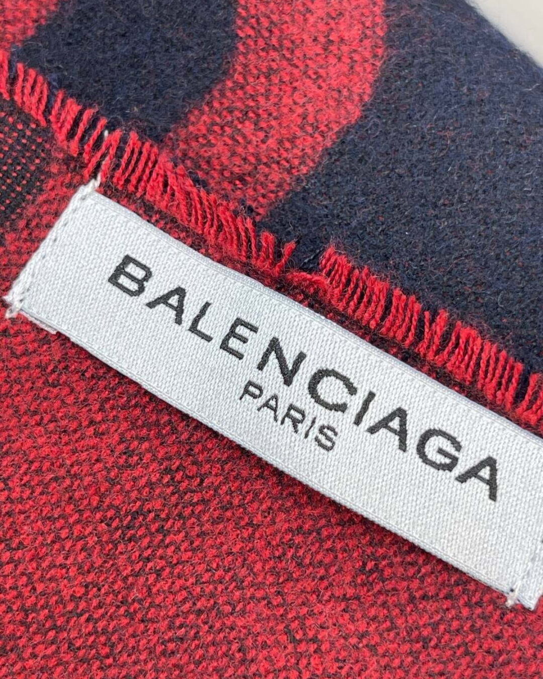 Шарф Balenciaga — изображение 3