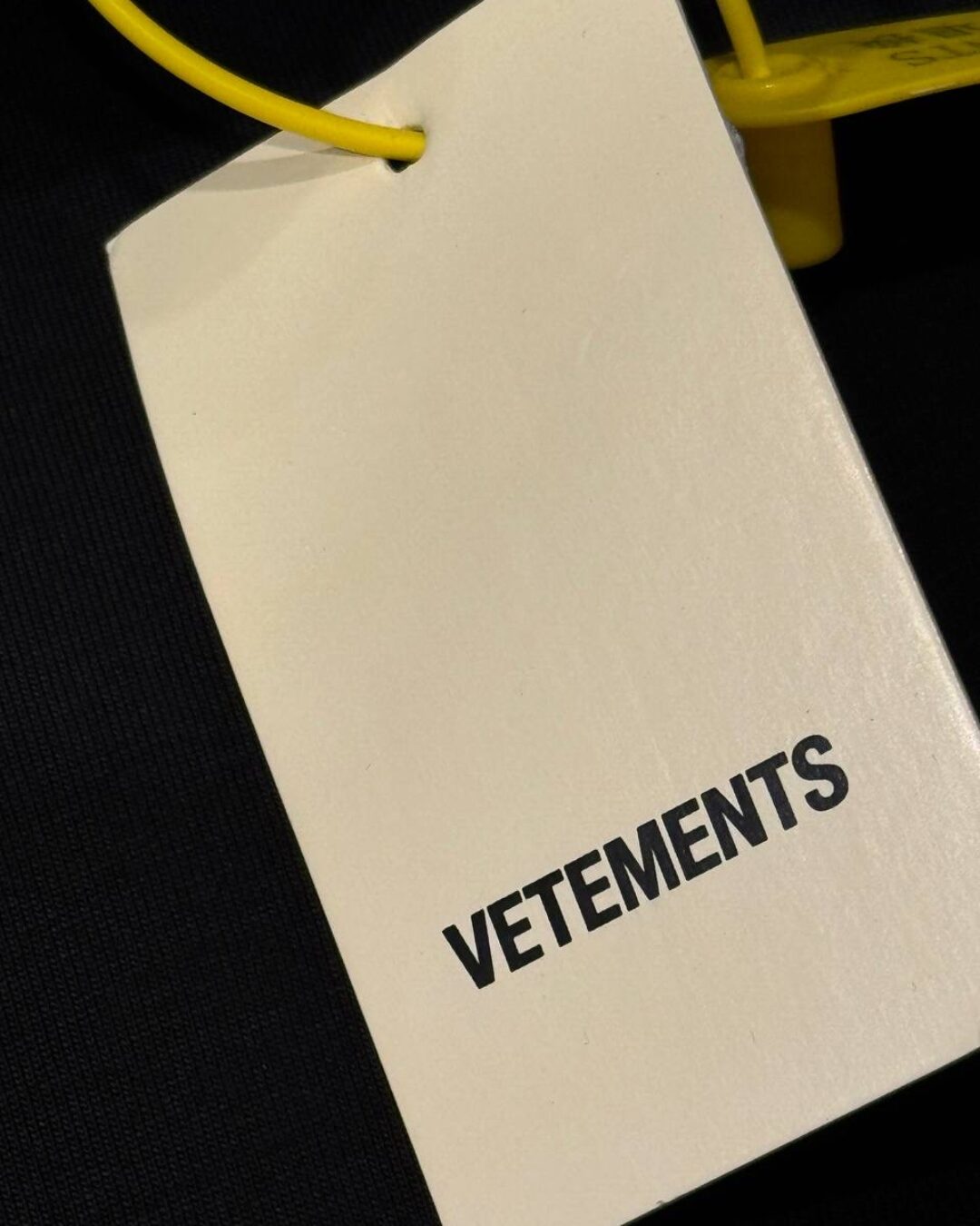Футболка Vetements My Name Is — изображение 7