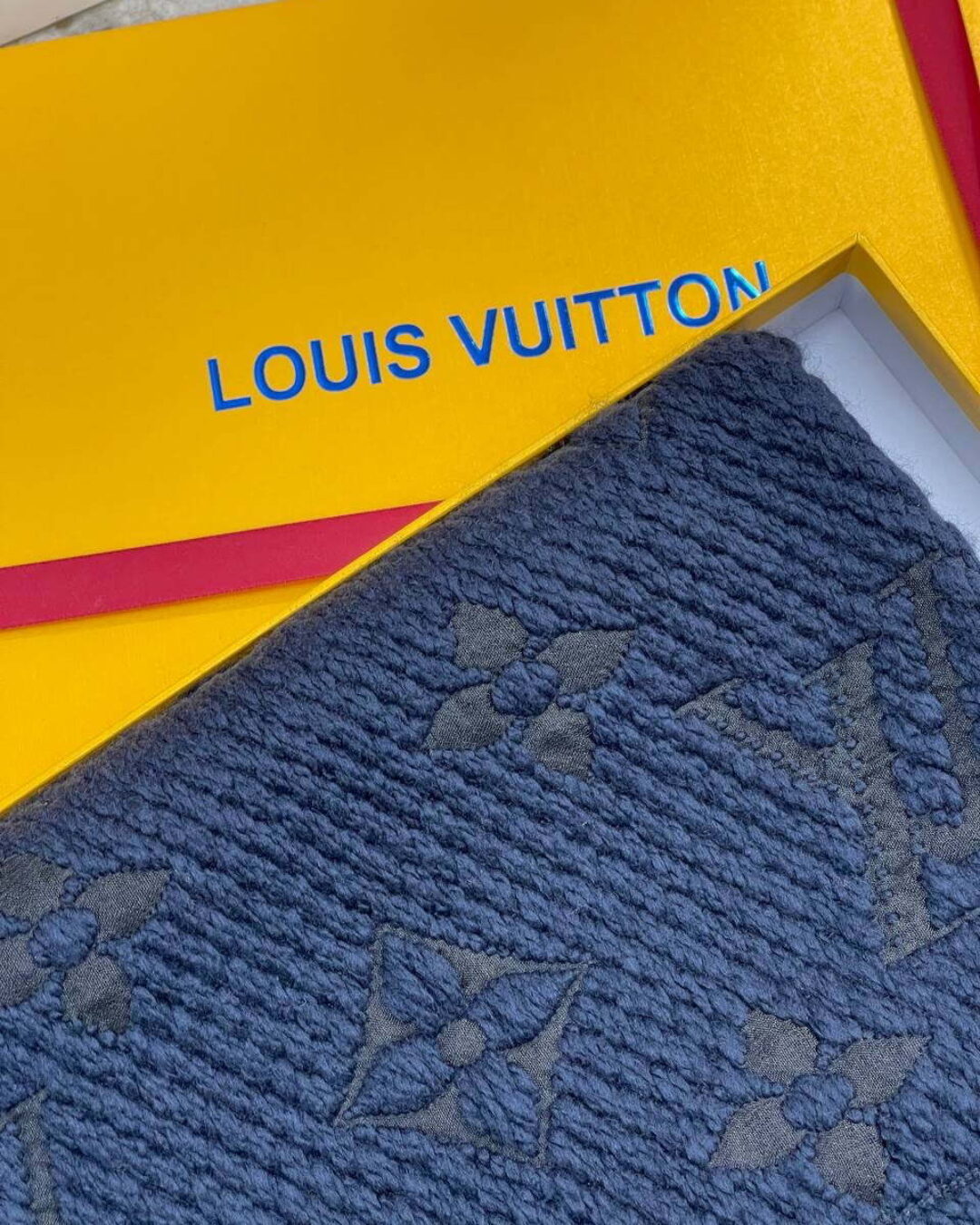 Шарф Louis Vuitton — изображение 3
