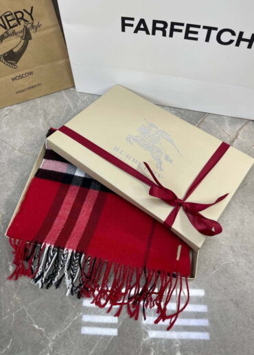 Шарф Burberry