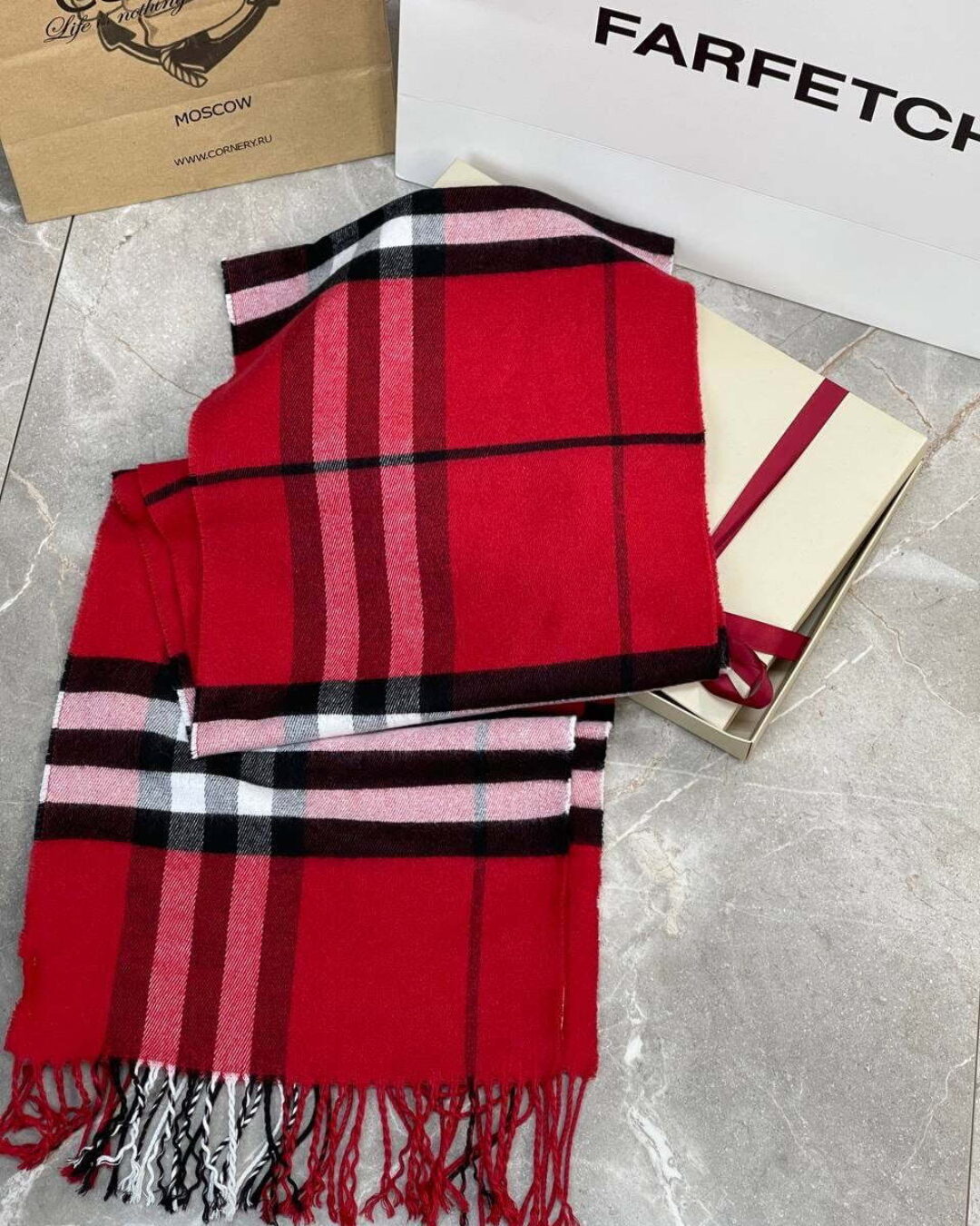 Шарф Burberry — изображение 6