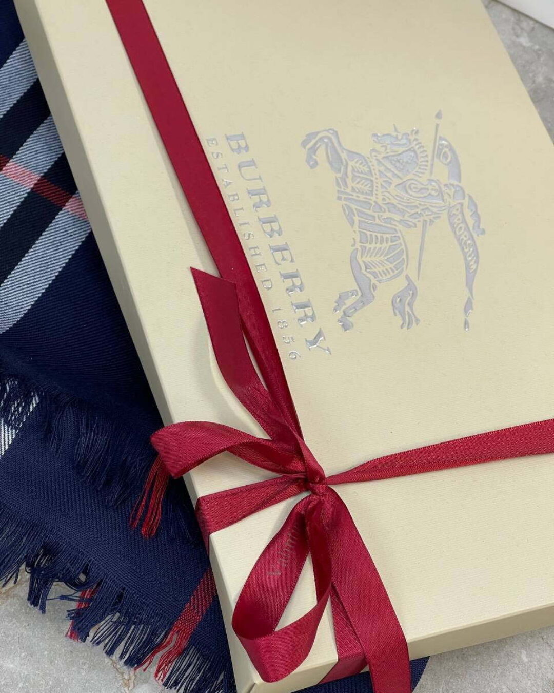 Шарф Burberry — изображение 2